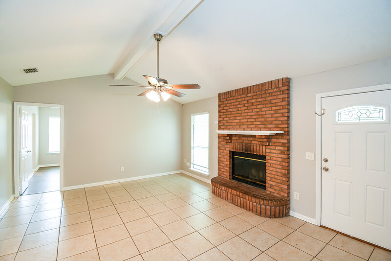 1,720/Mo, 1804 Sherwood Dr Middleburg, FL 32068 Living Room View