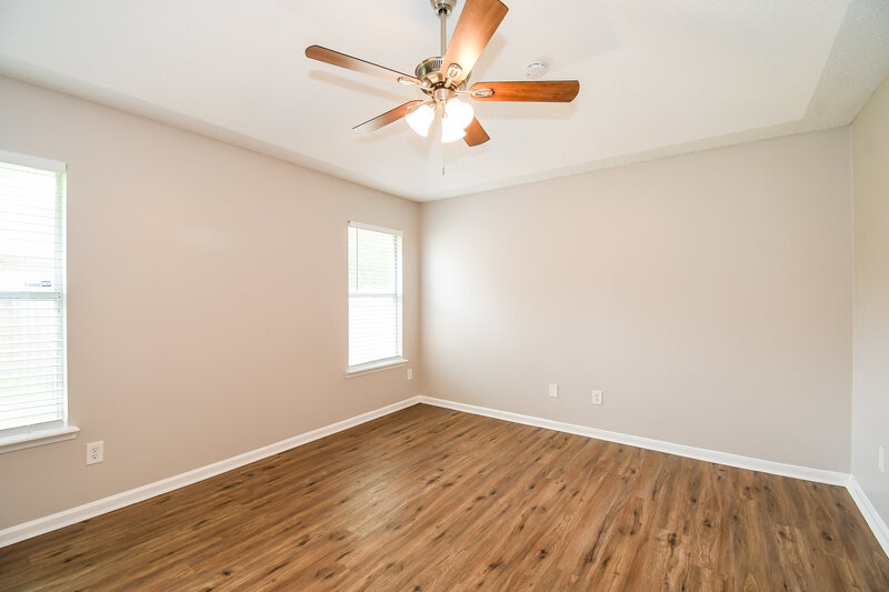 1,720/Mo, 1804 Sherwood Dr Middleburg, FL 32068 Main Bathroom View