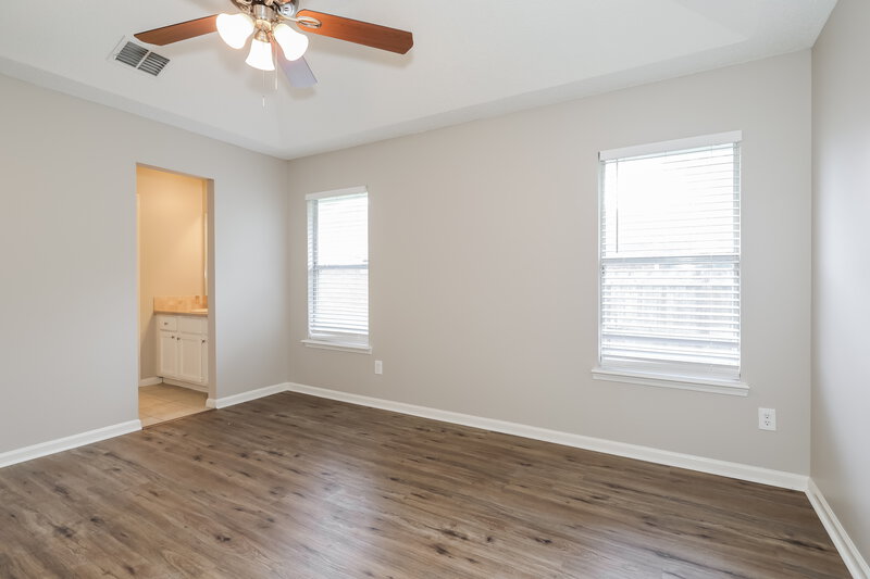 2,330/Mo, 1804 Sherwood Dr Middleburg, FL 32068 Main Bedroom View