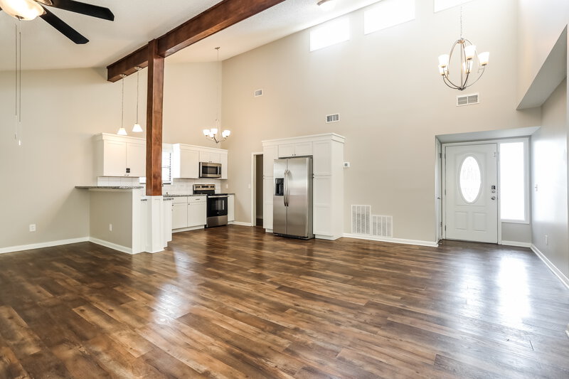 2,050/Mo, 820 Century 21 Dr Jacksonville, FL 32216 Dining Room View 2