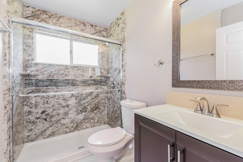 3,010/Mo, 465 Oldfield Dr Orange Park, FL 32003 Bathroom View