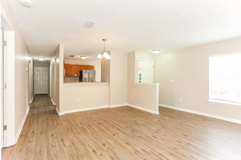 1,890/Mo, 7910 Cherry Blossom Dr S Jacksonville, FL 32216 Misc View 5