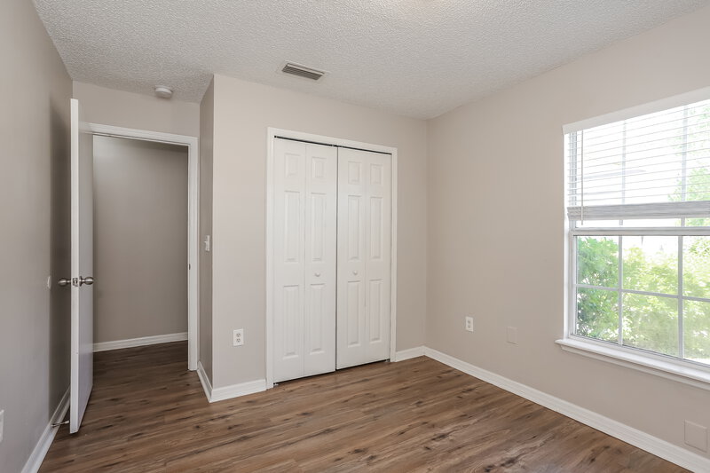 2,650/Mo, 7910 Cherry Blossom Dr S Jacksonville, FL 32216 Misc View 11