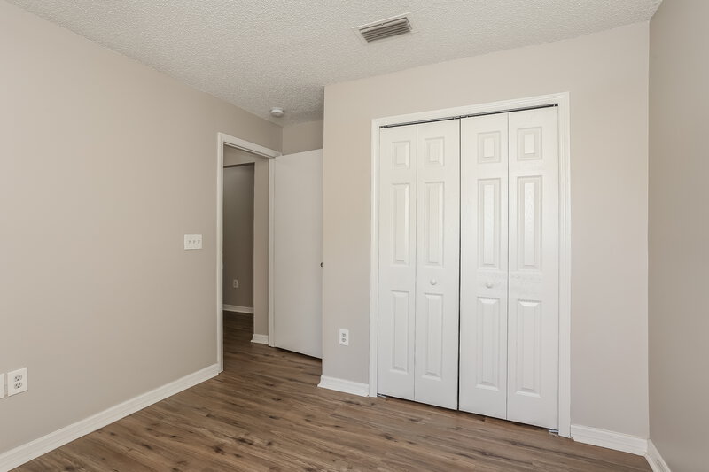 2,650/Mo, 7910 Cherry Blossom Dr S Jacksonville, FL 32216 Misc View 12