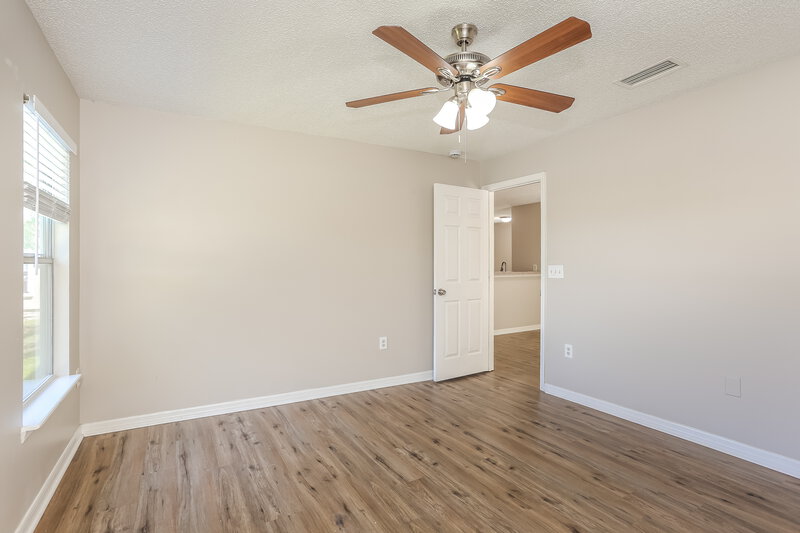 2,650/Mo, 7910 Cherry Blossom Dr S Jacksonville, FL 32216 Misc View 15