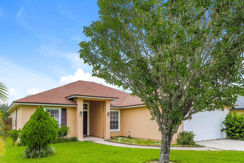 1,890/Mo, 2061 Frogmore Dr Middleburg, FL 32068 Front View