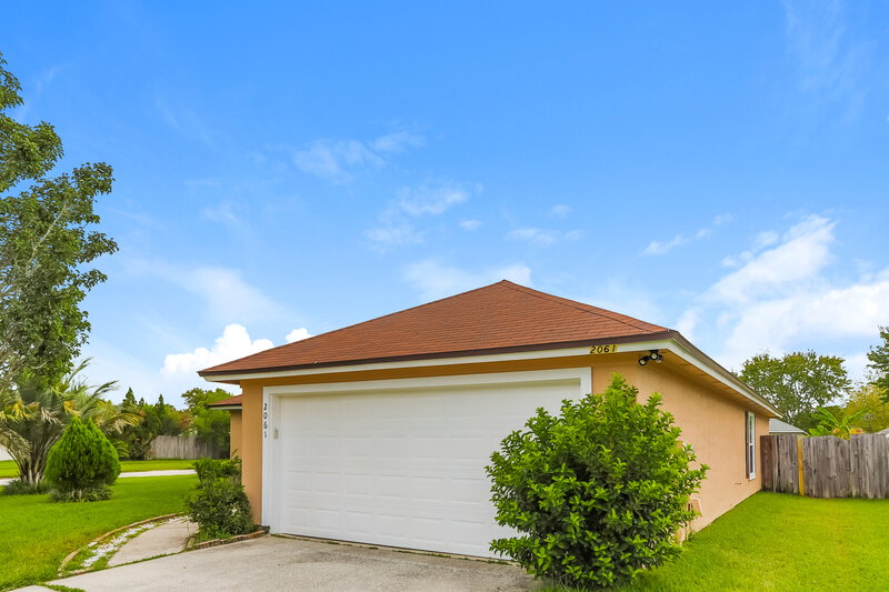 1,890/Mo, 2061 Frogmore Dr Middleburg, FL 32068 Front View 2