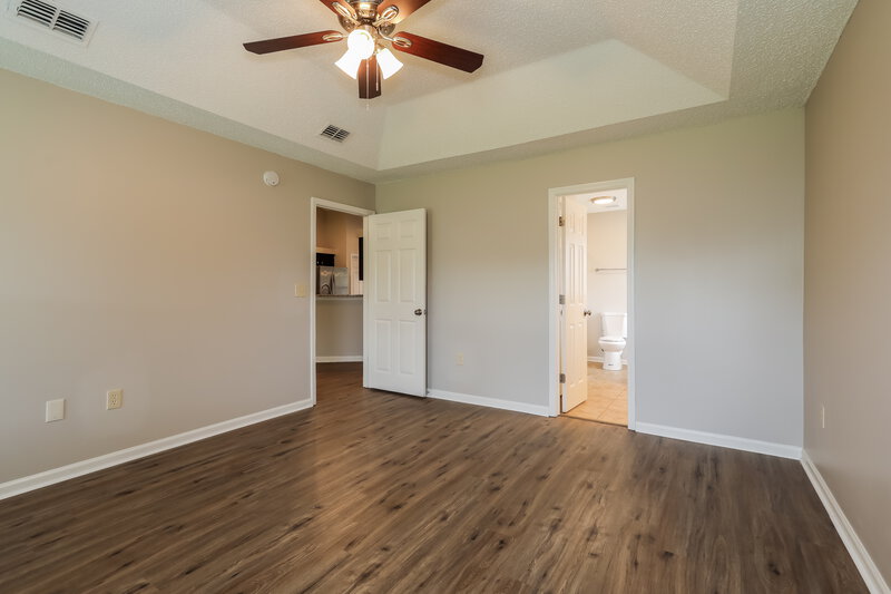 1,890/Mo, 2061 Frogmore Dr Middleburg, FL 32068 Main Bedroom View