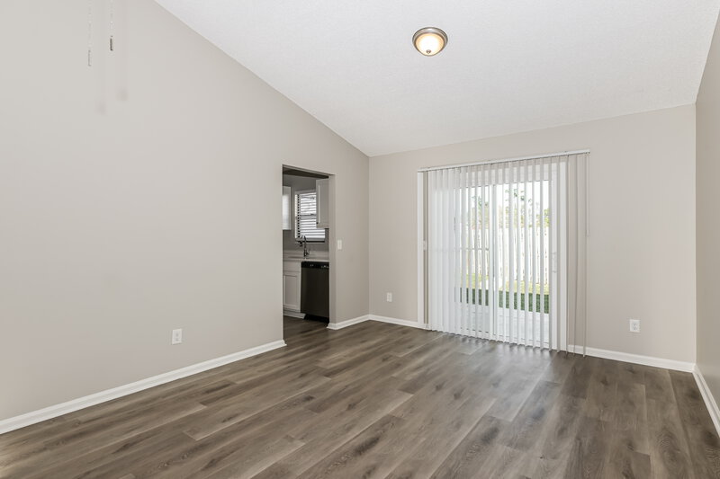 2,125/Mo, 2493 Bluffton Dr Jacksonville, FL 32224 Dining Room View
