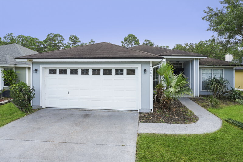 1,860/Mo, 7686 Fawn Lake Dr S Jacksonville, FL 32256 External View