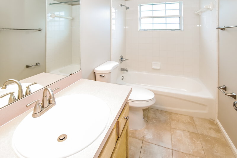 1,860/Mo, 7686 Fawn Lake Dr S Jacksonville, FL 32256 Misc View 13