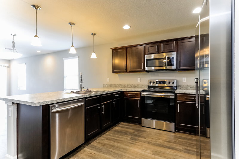 1,860/Mo, 5332 Walkers Ridge Dr Jacksonville, FL 32210 Kitchen View 3