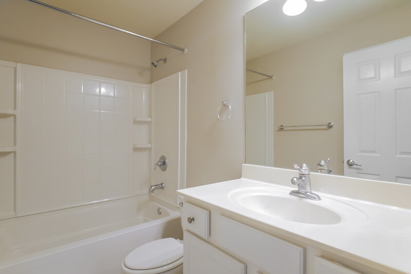2,040/Mo, 6499 White Flower Ct Jacksonville, FL 32258 Bathroom View 3