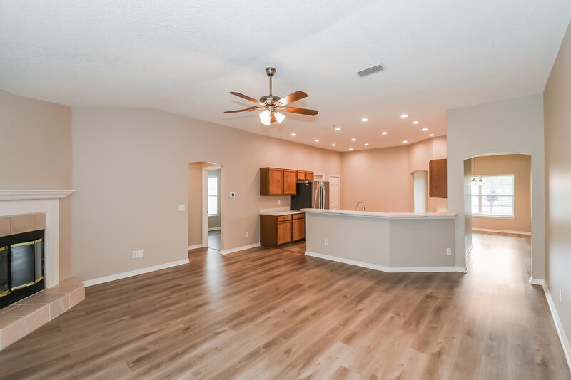 2,140/Mo, 3100 Havengate Dr Green Cove Springs, FL 32043 Living Room View 2