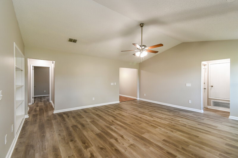 1,755/Mo, 5449 Corky Ct Jacksonville, FL 32244 Living Room View