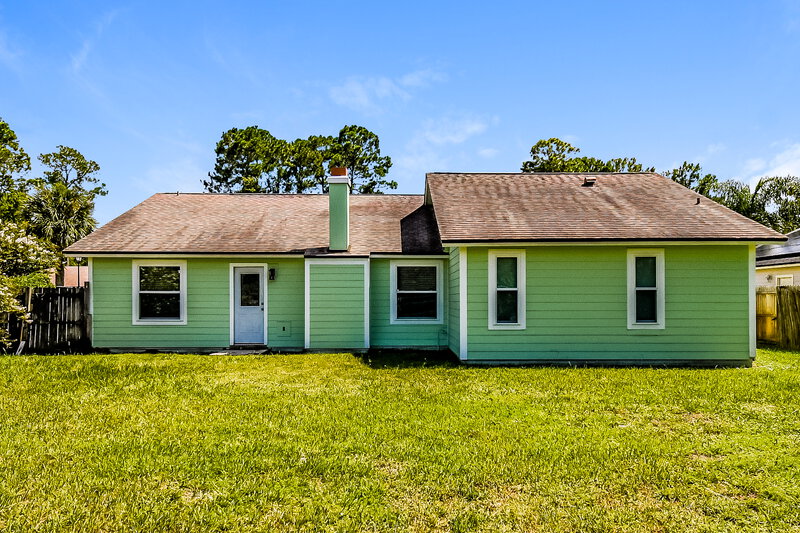 1,755/Mo, 5449 Corky Ct Jacksonville, FL 32244 Rear View