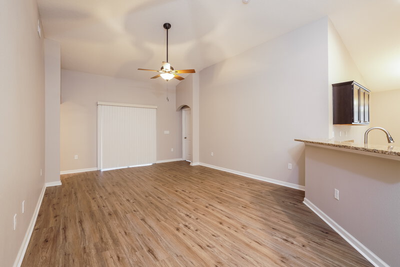 2,270/Mo, 3340 Ridgeview Dr Green Cove Springs, FL 32043 Living Room View