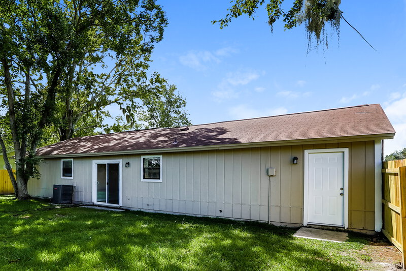 1,755/Mo, 2212 Albury Ct Middleburg, FL 32068 Rear View 2