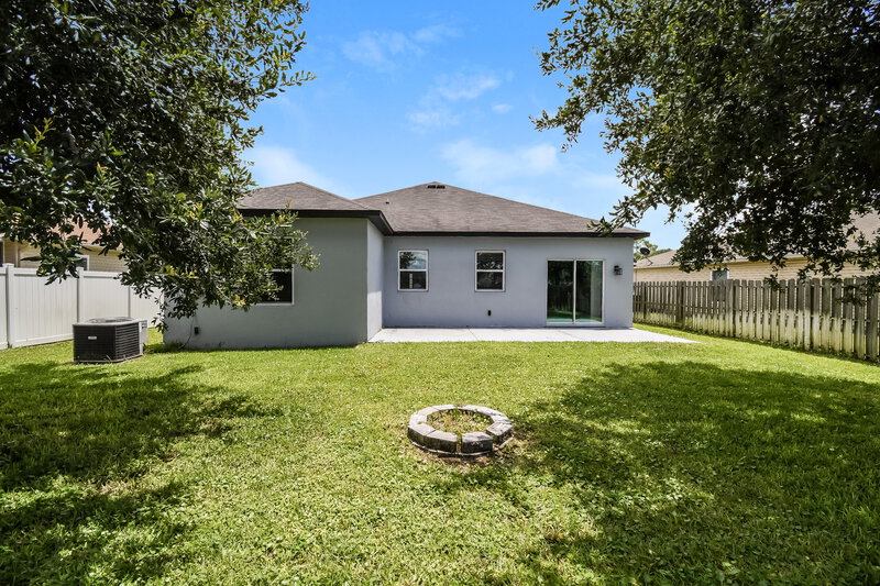 1,710/Mo, 5120 Magnolia Valley Dr Jacksonville, FL 32210 Rear View 2
