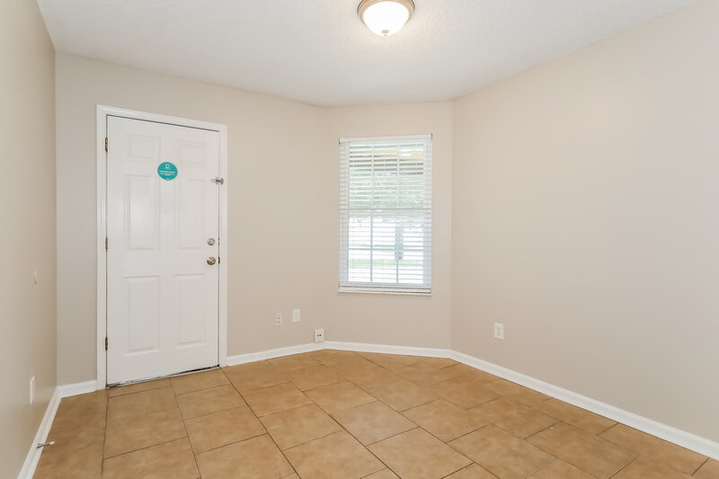 2,560/Mo, 1967 Bluebird Run W Orange Park, FL 32073 Living Room View