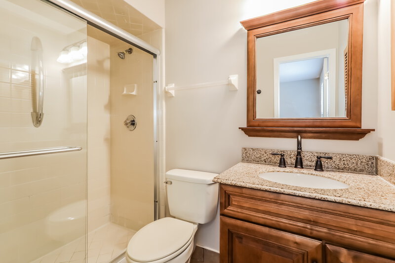 2,560/Mo, 1967 Bluebird Run W Orange Park, FL 32073 Bathroom View