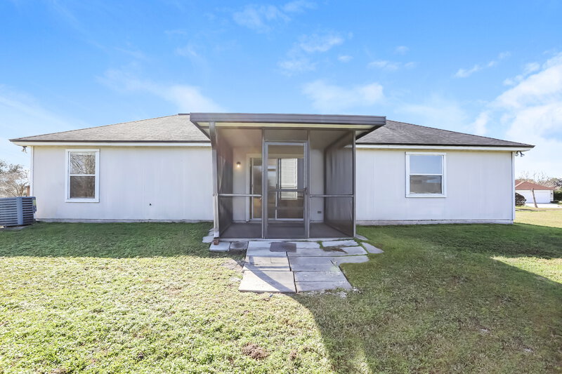 1,770/Mo, 11485 Rolling River Blvd Jacksonville, FL 32219 Rear View