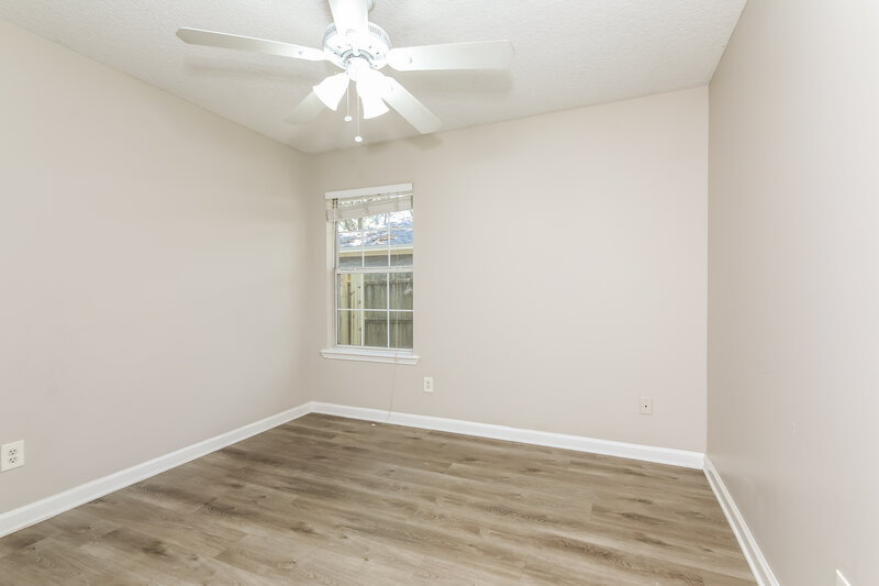 1,940/Mo, 416 S 13th Ter Fernandina Beach, FL 32034 Bedroom View 3