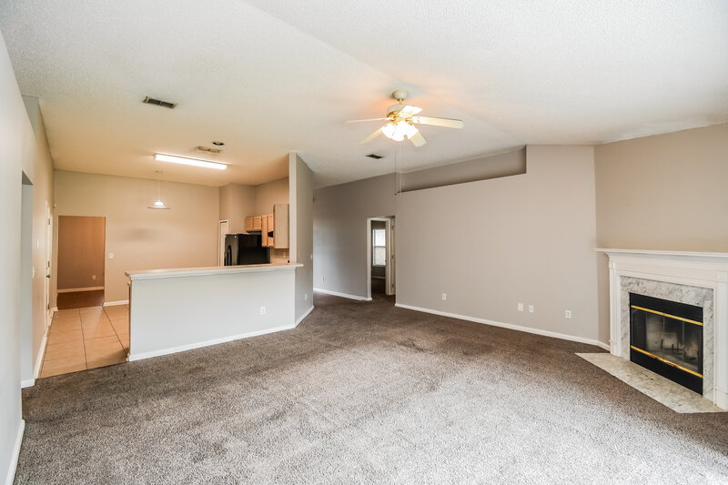 1,785/Mo, 427 Federal Hill Rd Orange Park, FL 32073 Living Room View 3