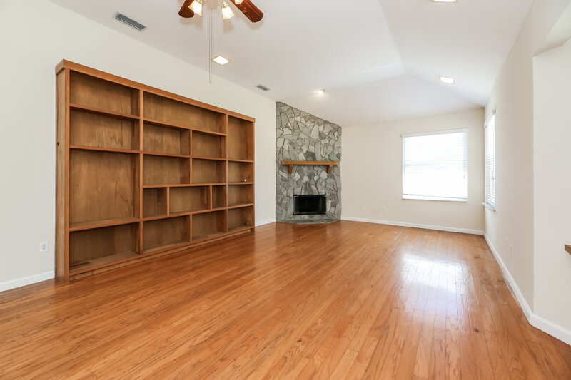 2,590/Mo, 1217 Fruit Cove Rd S Saint Johns, FL 32259 Living Room View