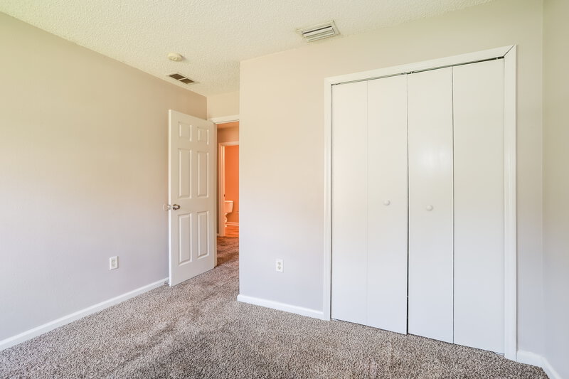 1,890/Mo, 5690 Chirping Way W Jacksonville, FL 32222 Bedroom View