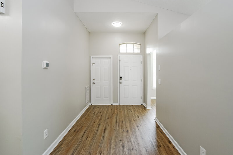 2,155/Mo, 2871 Sutton Estates Cir N Jacksonville, FL 32223 Hallway View