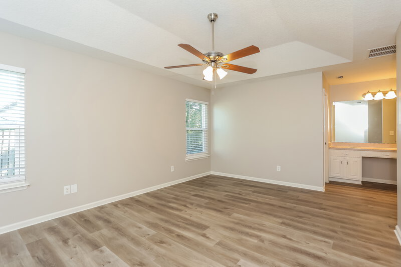 1,885/Mo, 8018 Fleur de Lis Dr Jacksonville, FL 32277 Main Bedroom View 2