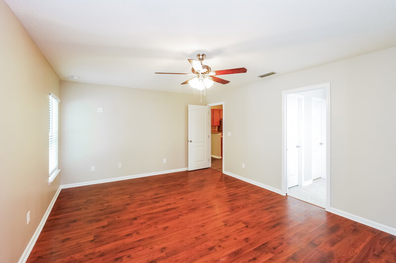 1,765/Mo, 3679 Summit Oaks Dr Green Cove Springs, FL 32043 Main Bedroom View