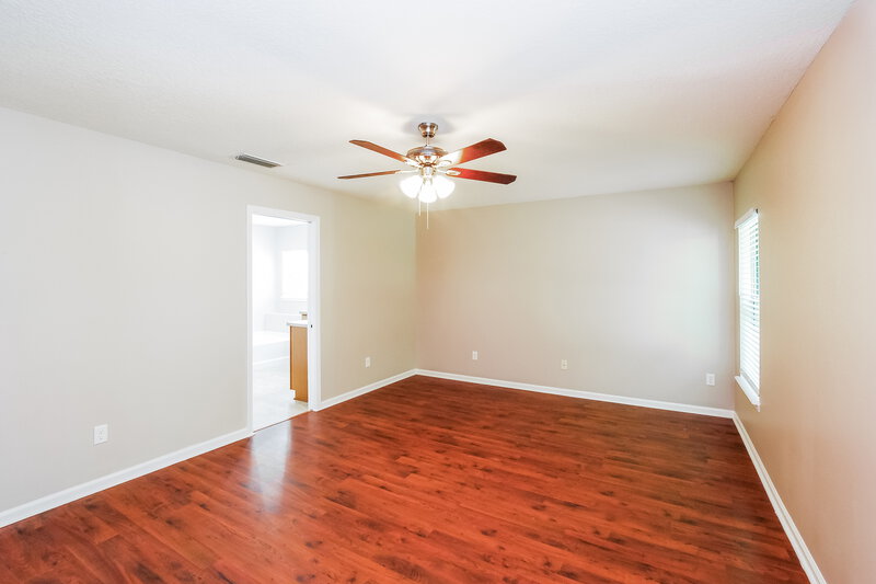 1,765/Mo, 3679 Summit Oaks Dr Green Cove Springs, FL 32043 Main Bedroom View 2