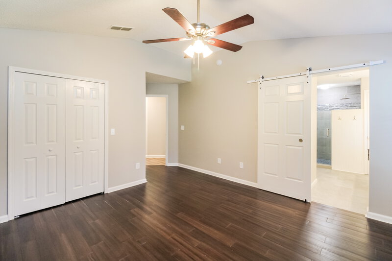 2,525/Mo, 597 Prosperity Lake Dr Saint Augustine, FL 32092 Main Bedroom View