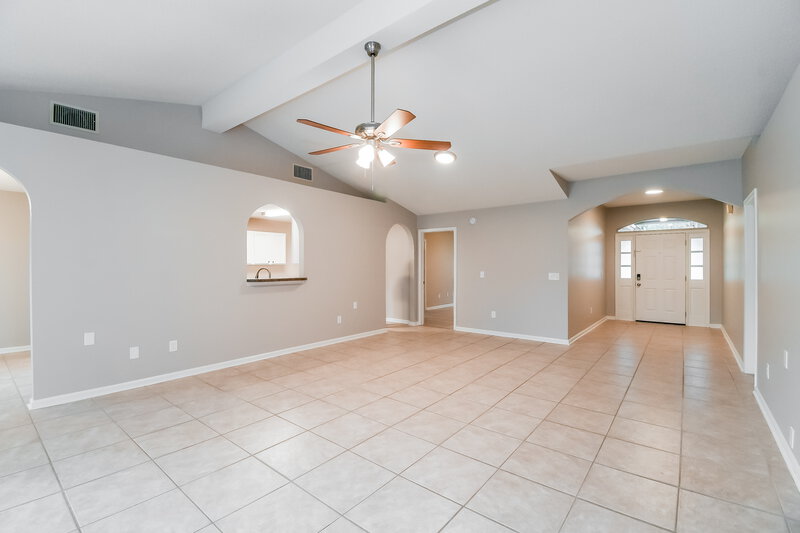 3,240/Mo, 401 Baybrook Dr Fleming Island, FL 32003 Living Room View 3