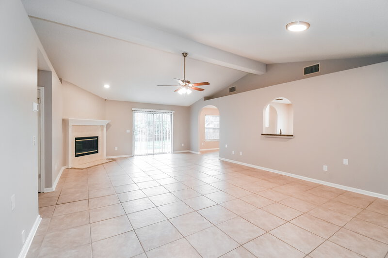 3,240/Mo, 401 Baybrook Dr Fleming Island, FL 32003 Living Room View 4