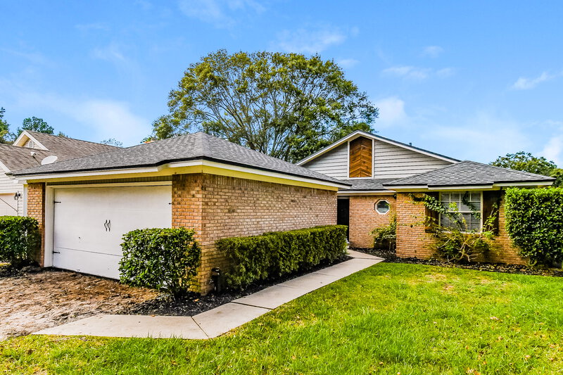 2,085/Mo, 4357 Lake Woodbourne Dr S Jacksonville, FL 32217 Front View