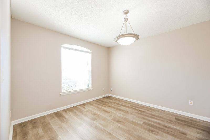 1,680/Mo, 10974 Darlington Oak Ct Jacksonville, FL 32218 Dining Room View