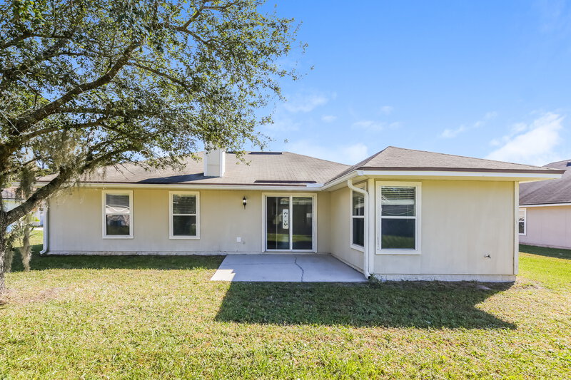 1,680/Mo, 10974 Darlington Oak Ct Jacksonville, FL 32218 Rear View