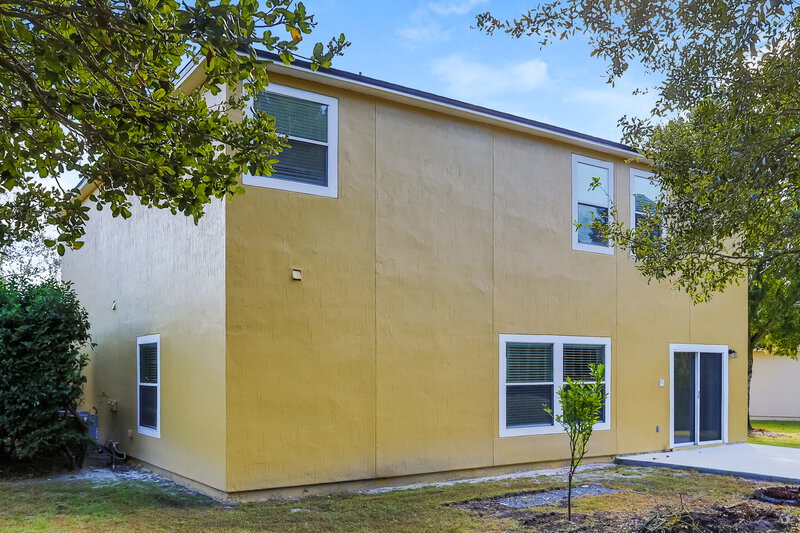 2,595/Mo, 4703 Pine Lake Dr Middleburg, FL 32068 Rear View 2