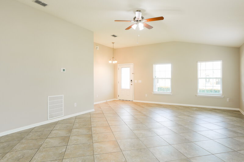 2,375/Mo, 252 Colorado Springs Way Saint Augustine, FL 32092 Living Room View