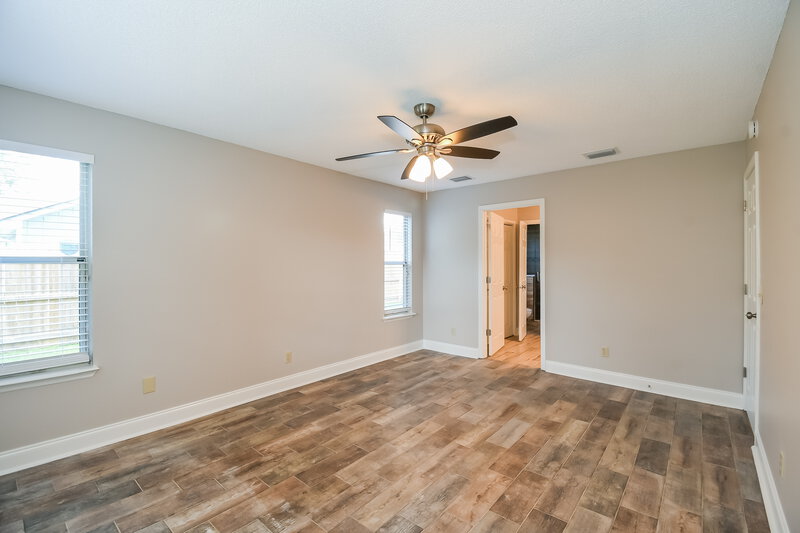 2,540/Mo, 1840 Farm Way Middleburg, FL 32068 Main Bedroom View 2