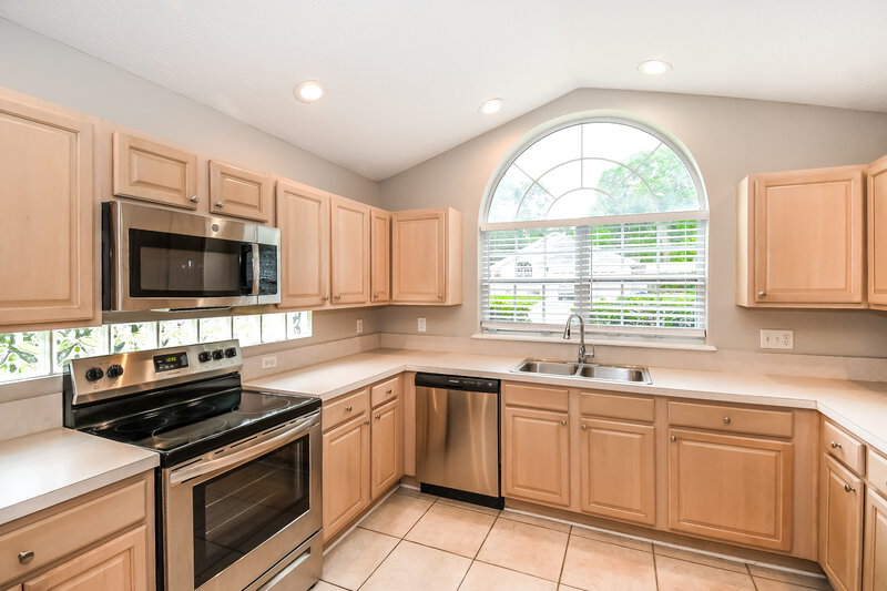 2,185/Mo, 6065 Winding Bridge Dr Jacksonville, FL 32277 Kitchen View
