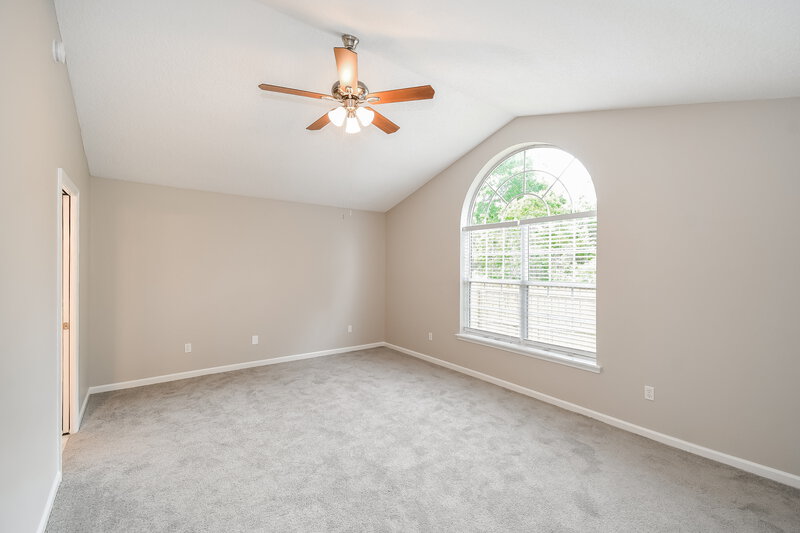 2,185/Mo, 6065 Winding Bridge Dr Jacksonville, FL 32277 Main Bedroom View