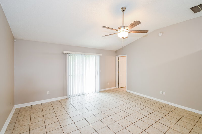 1,805/Mo, 5337 Lacy Jane Way Jacksonville, FL 32244 Living Room View
