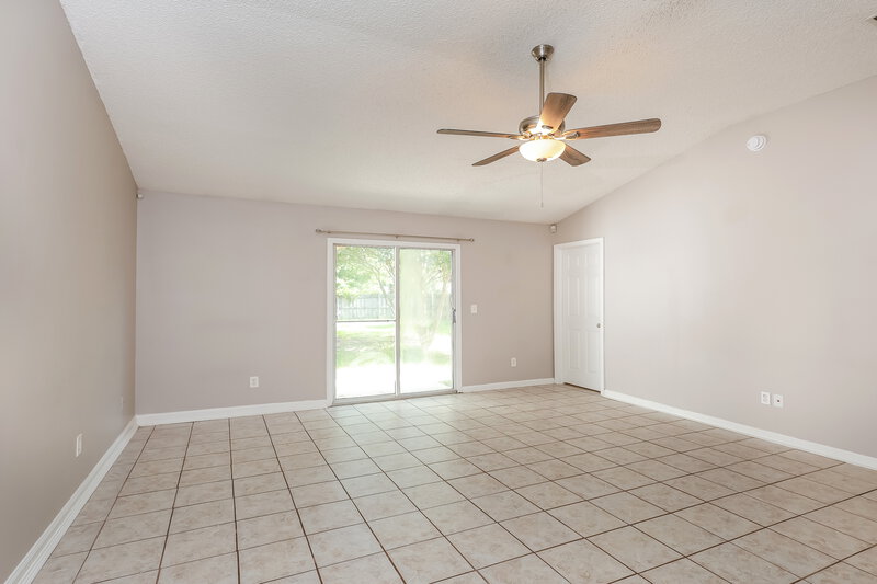 1,890/Mo, 5337 Lacy Jane Way Jacksonville, FL 32244 Living Room View 2