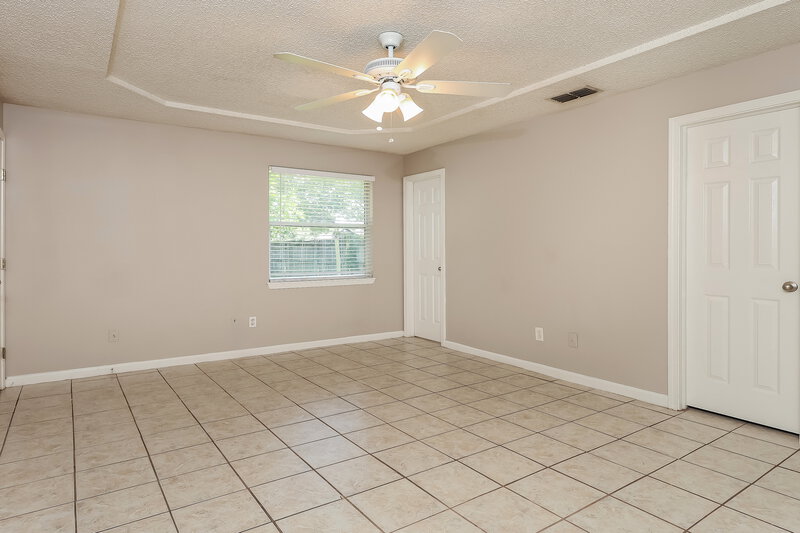 1,890/Mo, 5337 Lacy Jane Way Jacksonville, FL 32244 Main Bedroom View 2