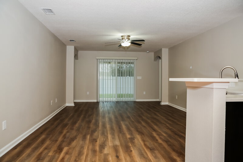 2,115/Mo, 77837 Lumber Creek Blvd Yulee, FL 32097 Living Room View