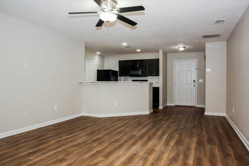 2,115/Mo, 77837 Lumber Creek Blvd Yulee, FL 32097 Kitchen View